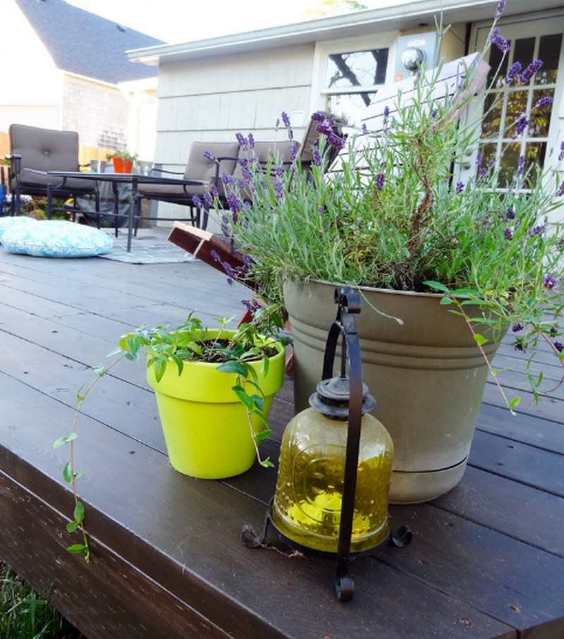 DIY Platform Deck - Outdoor seating area