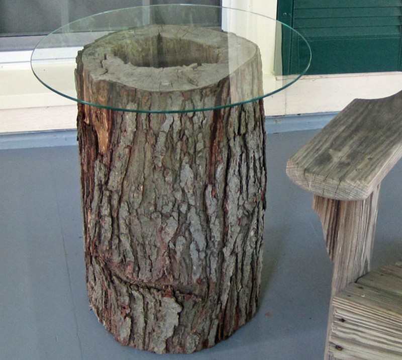 Outdoor Tree Stump Table - Gone Thrifting